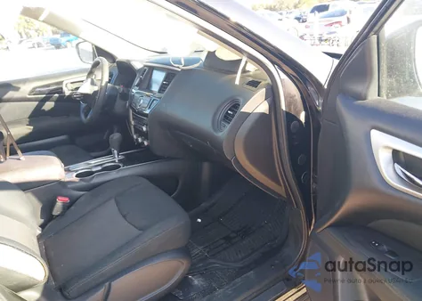 2017 Nissan Pathfinder S z USA, uszkodzony, nr VIN 5N1DR2MN9HC604693